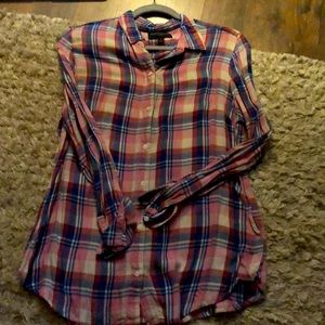Long sleeve plaid shirt